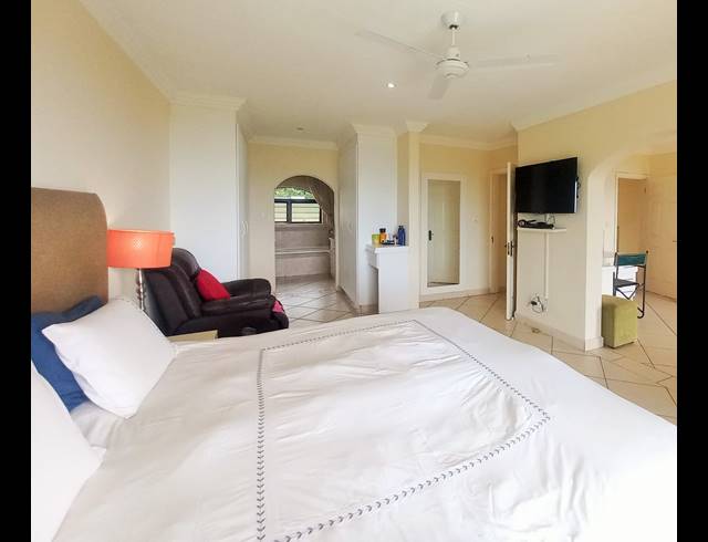 4 BEDROOM APARTMENT FOR SALE IN SHELLY BEACH